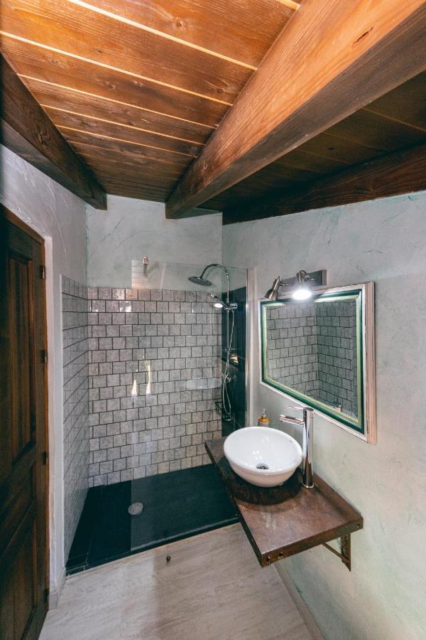 Las Postas Del Perionda Calzada de los Molinos Esterno foto